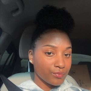 Meet your Posher, Raven